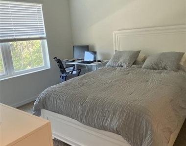 8443 Canyon Creek Trail - Photo Thumbnail 20