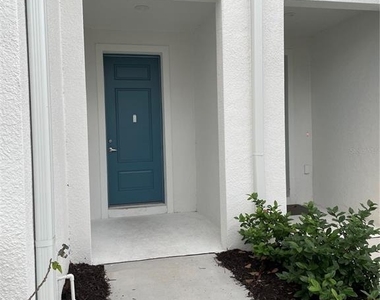 8443 Canyon Creek Trail - Photo Thumbnail 2