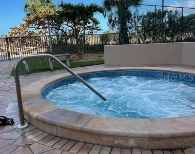 1230 Gulf Boulevard - Photo Thumbnail 12
