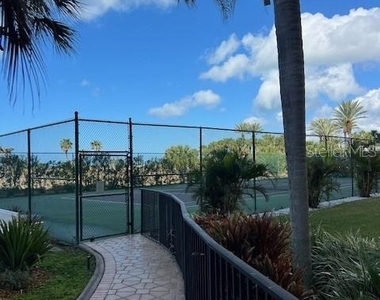1230 Gulf Boulevard - Photo Thumbnail 27