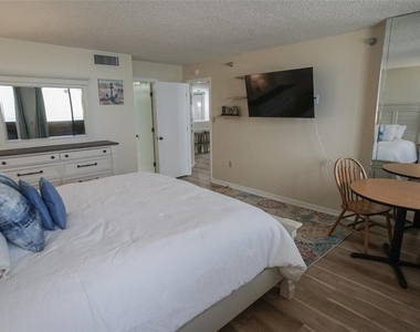 1290 Gulf Boulevard - Photo Thumbnail 24