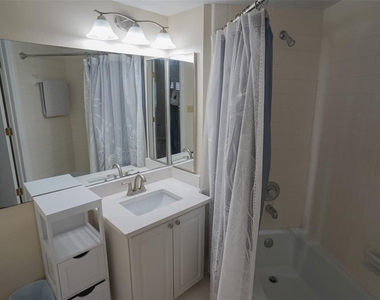 1290 Gulf Boulevard - Photo Thumbnail 28