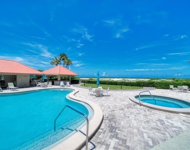 1290 Gulf Boulevard - Photo Thumbnail 2