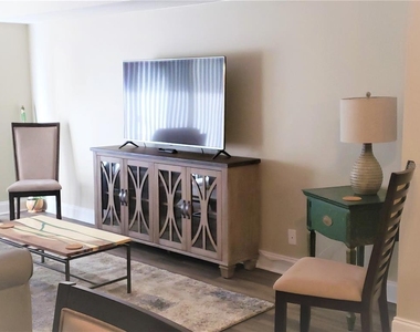 1460 Gulf Boulevard - Photo Thumbnail 12