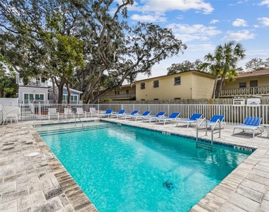 1523 Bayshore Boulevard - Photo Thumbnail 34