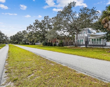 1523 Bayshore Boulevard - Photo Thumbnail 37