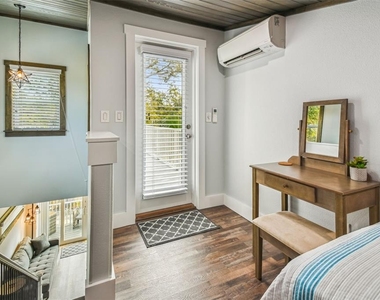1523 Bayshore Boulevard - Photo Thumbnail 22