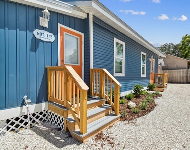 602 1/2 Skinner Boulevard - Photo Thumbnail 24