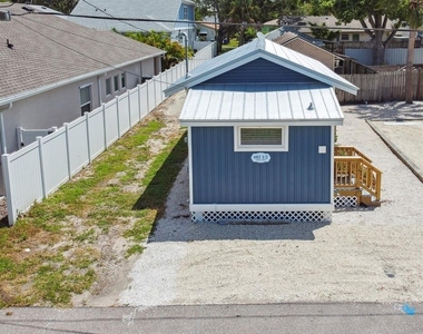 602 1/2 Skinner Boulevard - Photo Thumbnail 26