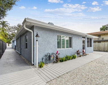 1523 Bayshore Boulevard - Photo Thumbnail 27