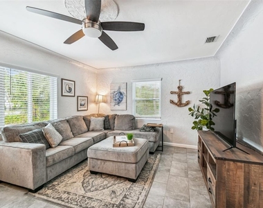 1523 Bayshore Boulevard - Photo Thumbnail 10