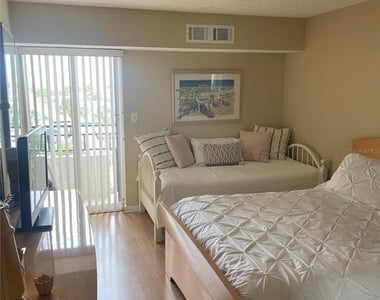 830 S Gulfview Boulevard - Photo Thumbnail 11
