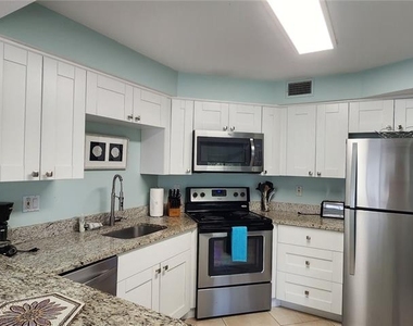 1515 Pinellas Bayway S - Photo Thumbnail 7
