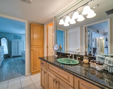 450 S Gulfview Boulevard - Photo Thumbnail 12