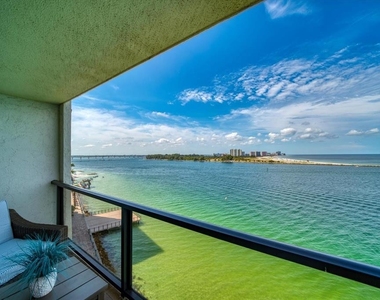 450 S Gulfview Boulevard - Photo Thumbnail 21