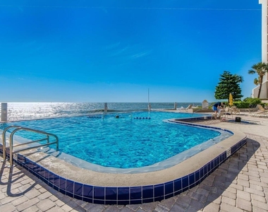 450 S Gulfview Boulevard - Photo Thumbnail 16