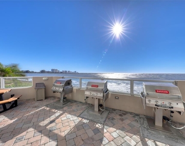 450 S Gulfview Boulevard - Photo Thumbnail 6