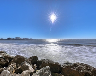 450 S Gulfview Boulevard - Photo Thumbnail 7