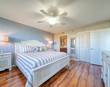 11730 Shipwatch Drive - Photo Thumbnail 13