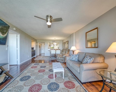 11730 Shipwatch Drive - Photo Thumbnail 4