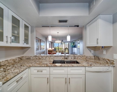 11730 Shipwatch Drive - Photo Thumbnail 8