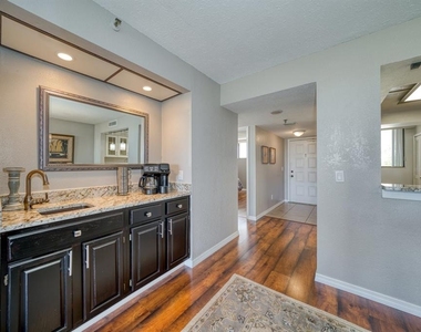 11730 Shipwatch Drive - Photo Thumbnail 7
