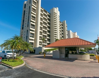 1290 Gulf Boulevard - Photo Thumbnail 37