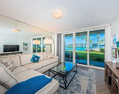 5901 Bahia Del Mar Circle - Photo Thumbnail 5
