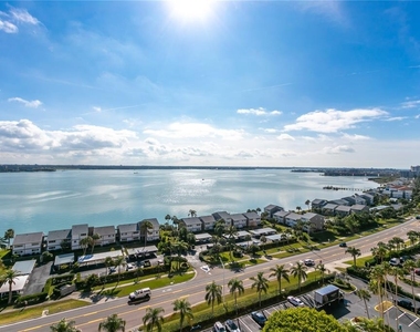 1270 Gulf Boulevard - Photo Thumbnail 43