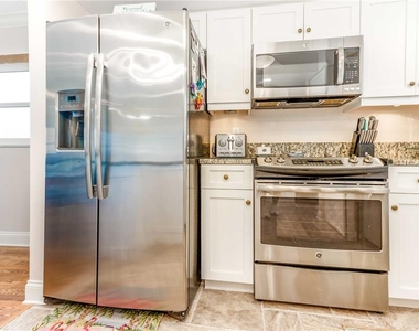 1270 Gulf Boulevard - Photo Thumbnail 12