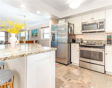 1270 Gulf Boulevard - Photo Thumbnail 8