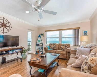 1270 Gulf Boulevard - Photo Thumbnail 15