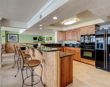 450 S Gulfview Boulevard - Photo Thumbnail 14