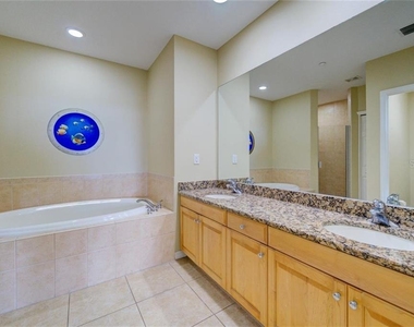 530 S Gulfview Boulevard - Photo Thumbnail 17