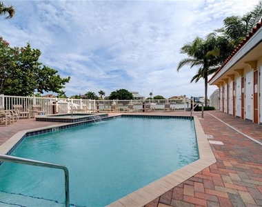 530 S Gulfview Boulevard - Photo Thumbnail 29