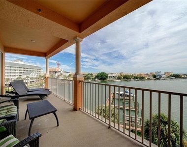 530 S Gulfview Boulevard - Photo Thumbnail 8