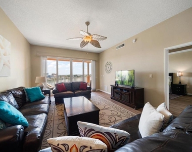 530 S Gulfview Boulevard - Photo Thumbnail 13