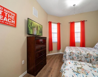 530 S Gulfview Boulevard - Photo Thumbnail 28