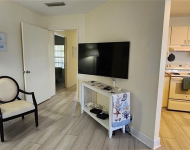 1515 Pinellas Bayway S - Photo Thumbnail 11