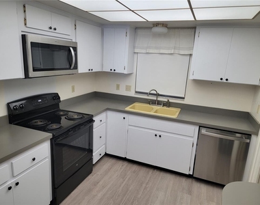 4950 Gulf Boulevard - Photo Thumbnail 9