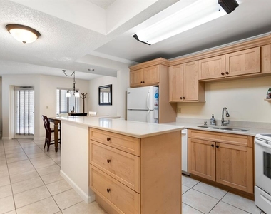 1515 Pinellas Bayway - Photo Thumbnail 2