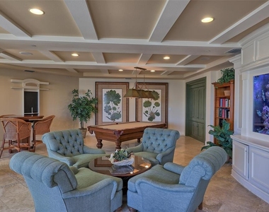 10 Papaya Street - Photo Thumbnail 37