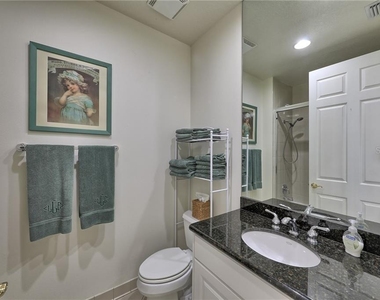 10 Papaya Street - Photo Thumbnail 18