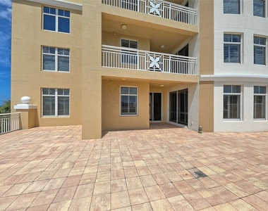 10 Papaya Street - Photo Thumbnail 31