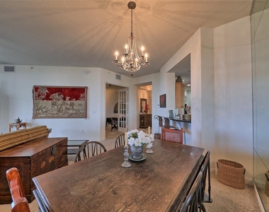 10 Papaya Street - Photo Thumbnail 29