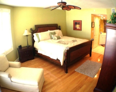 11 San Marco Street - Photo Thumbnail 12