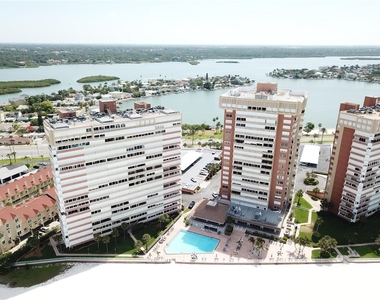 17940 Gulf Boulevard - Photo Thumbnail 28