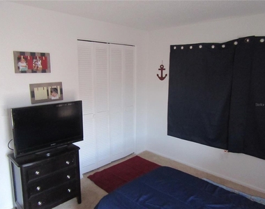 463 76th Avenue N - Photo Thumbnail 12