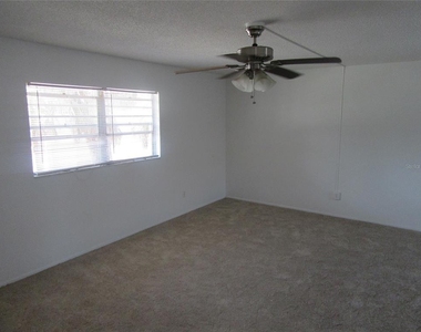 463 76th Avenue N - Photo Thumbnail 7