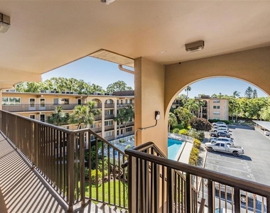 2525 West Bay Drive - Photo Thumbnail 21